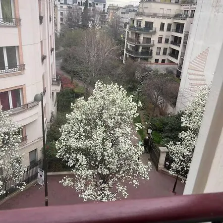 Studio A Deux Pas De Paris * Levallois-Perret