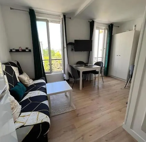 Studio A Deux Pas De Paris *