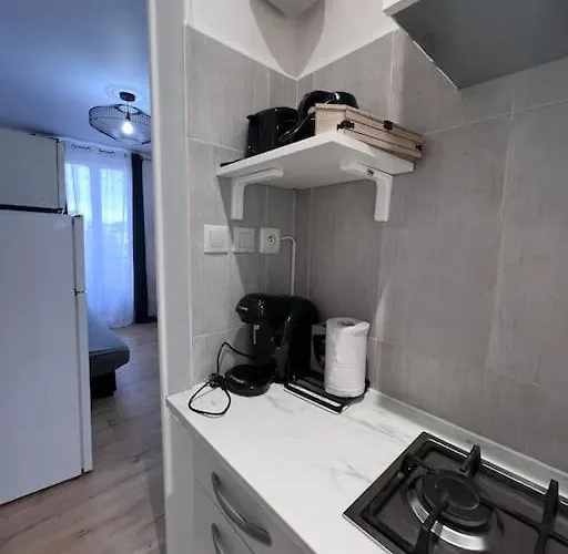 Studio A Deux Pas De Paris *